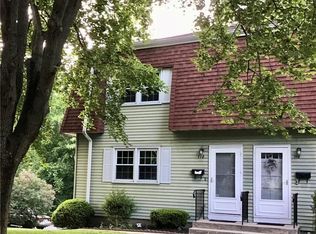 112 Skyridge Rd #112, Bristol, CT 06010