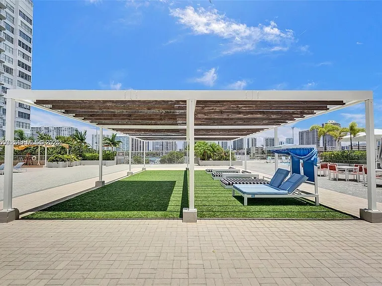 18031 Biscayne Blvd #Penthouse 01 — Photo 19