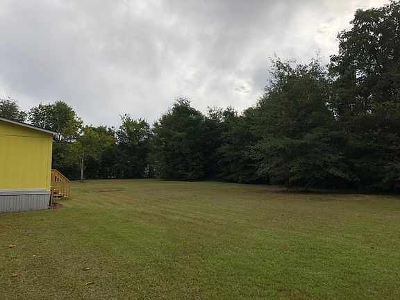 3rd image of 175 Louise Dr