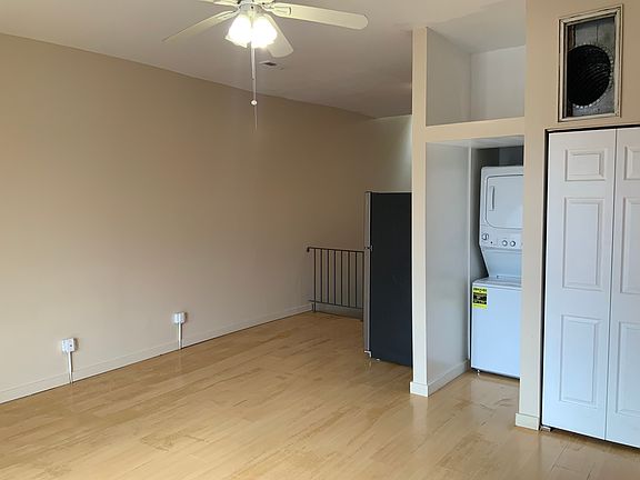 3rd image of 1921 W Diamond St #4