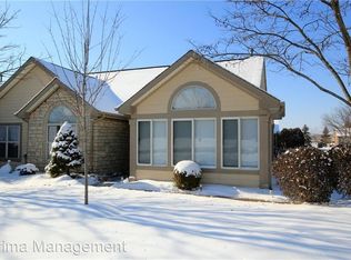28 Villa Pointe Dr, Springboro, OH