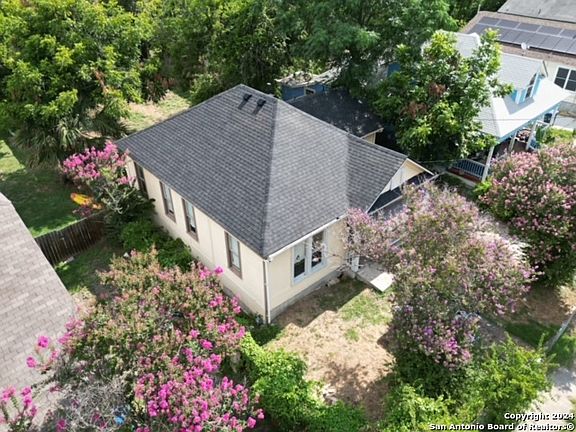 4th image of 1035 Denver Blvd