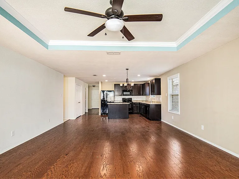 304 Chert Ln — Photo 5