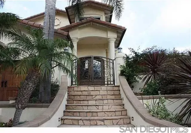 5455 La Jolla Mesa Dr — Photo 1