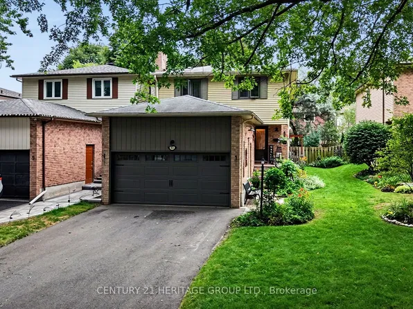 11 Bishop Cres, Markham, ON L3P 4N4
