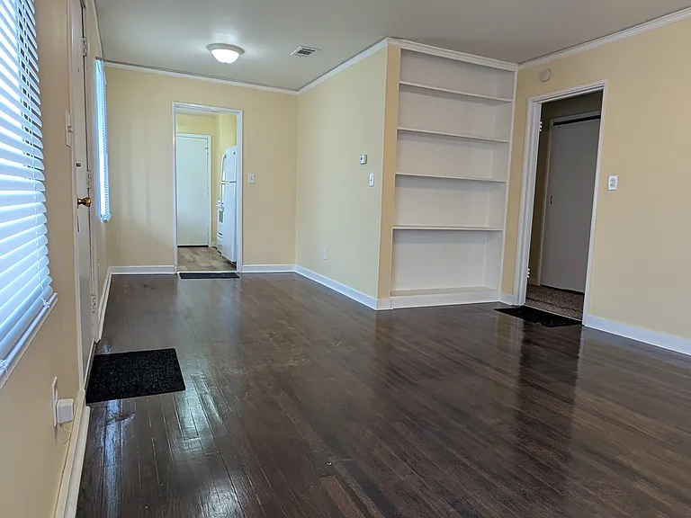 3110 N West St — Photo 1