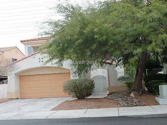 2nd image of 1704 Estrella St