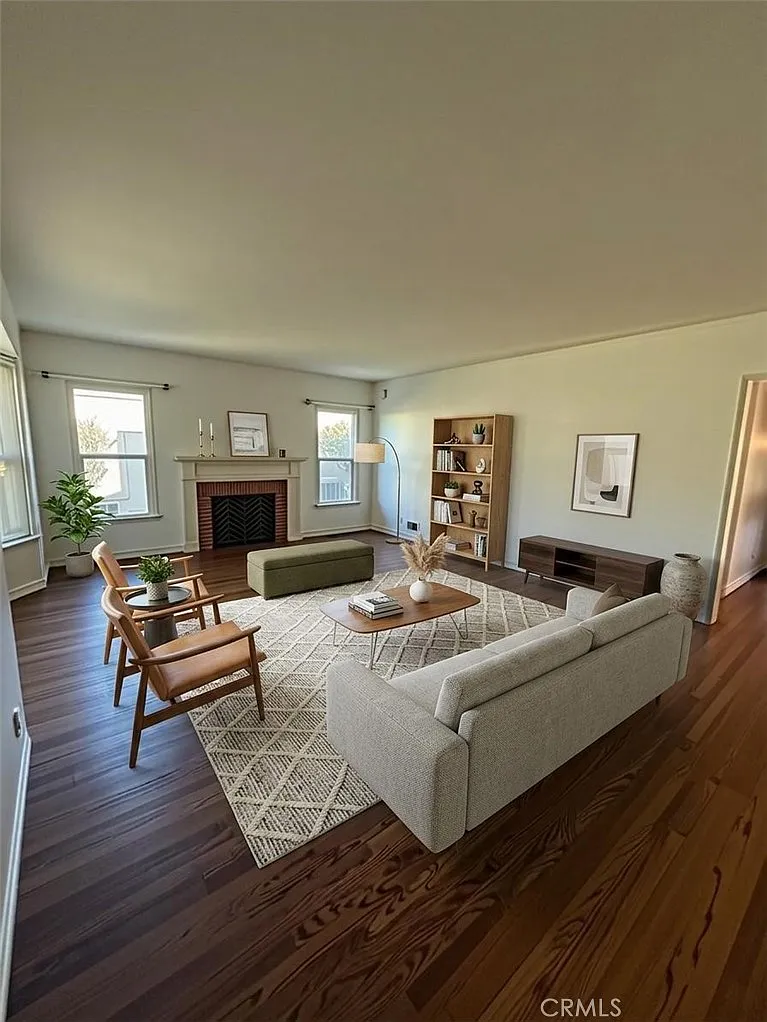3 bed, 1736 sqft, $4,500 — Photo 2