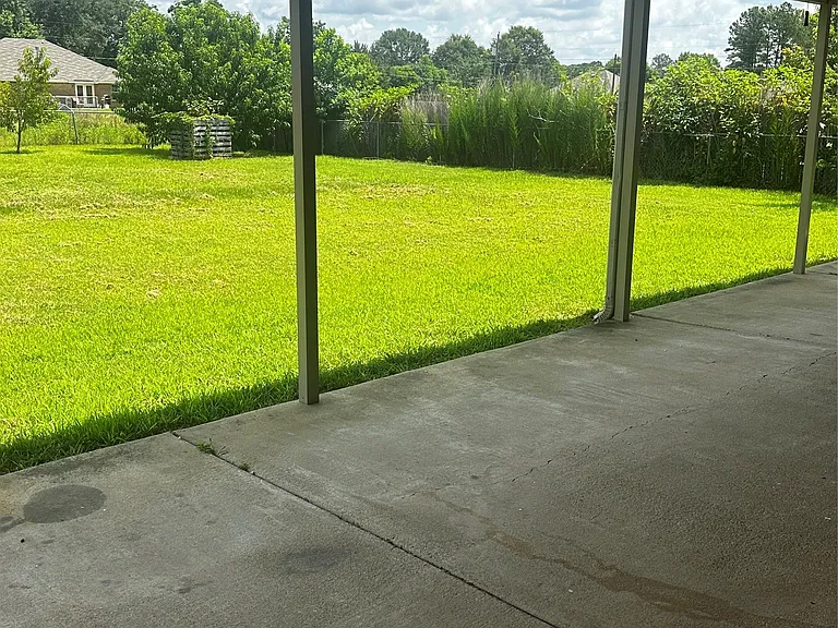 90 Stoneridge Dr — Photo 4