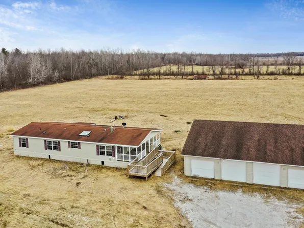 1506 Greenwoods Road, Alburgh, VT 05440