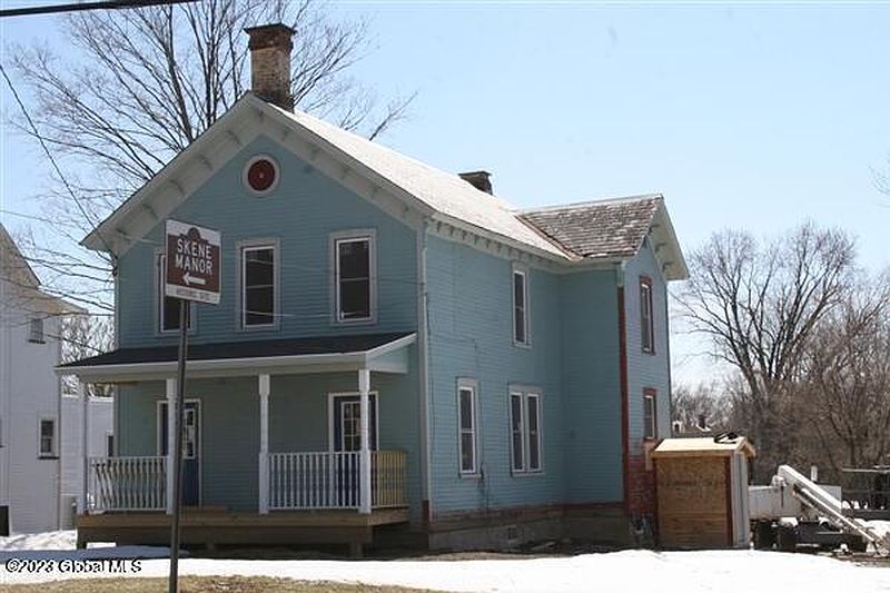 2nd image of 80 Poultney Street