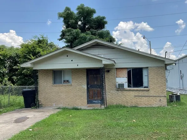 547 Cefalu St, Greenville, MS 38701