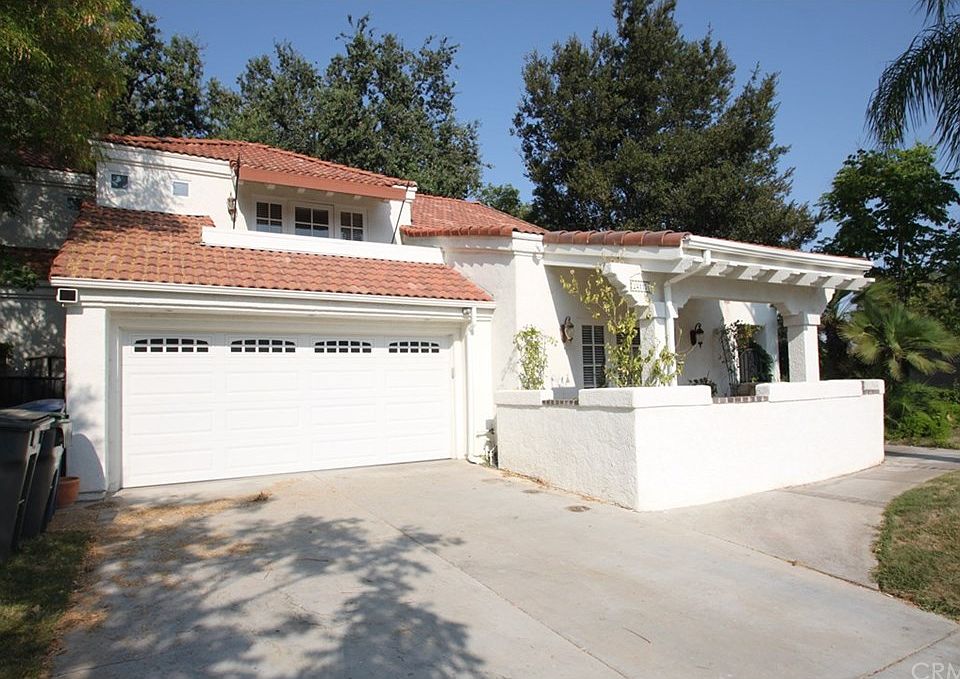 1st image of 24115 Tossano Dr
