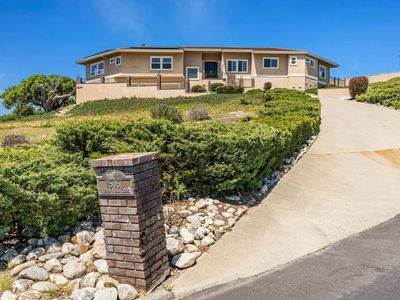 25061 Hidden Mesa Ct, Monterey, CA, 93940