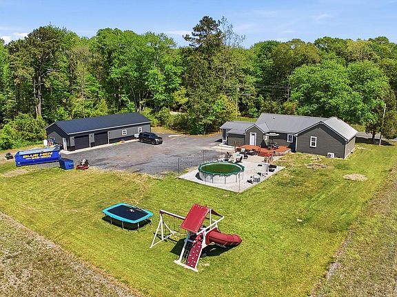 2nd image of 24815 Zoar Rd