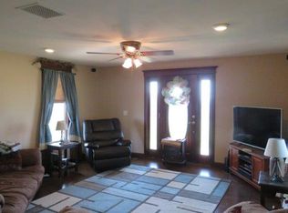 2621 E 1400 North Rd, Flanagan, IL 61740