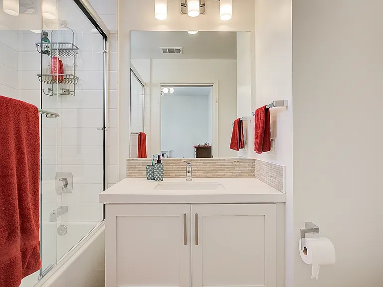 749 Talbot Ln — Photo 11