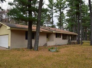 1500 Sky Line Dr, Stevens Point, WI 54482