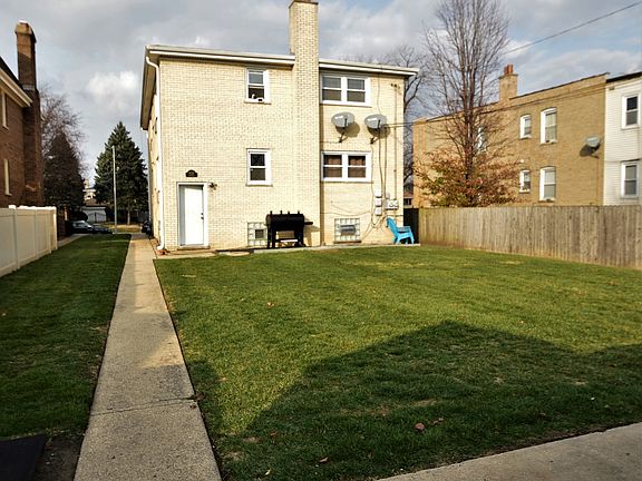 4th image of 10317 Canterbury St #2