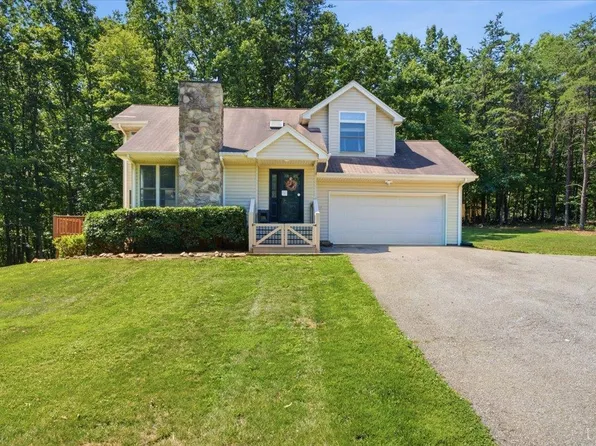 12376 Leesville Rd, Lynch Station, VA 24571