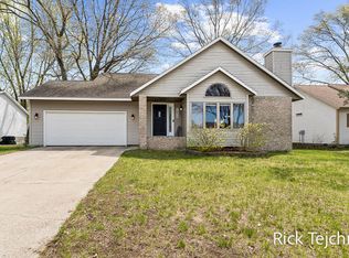 1439 Garrison Rd, Muskegon, MI 49441