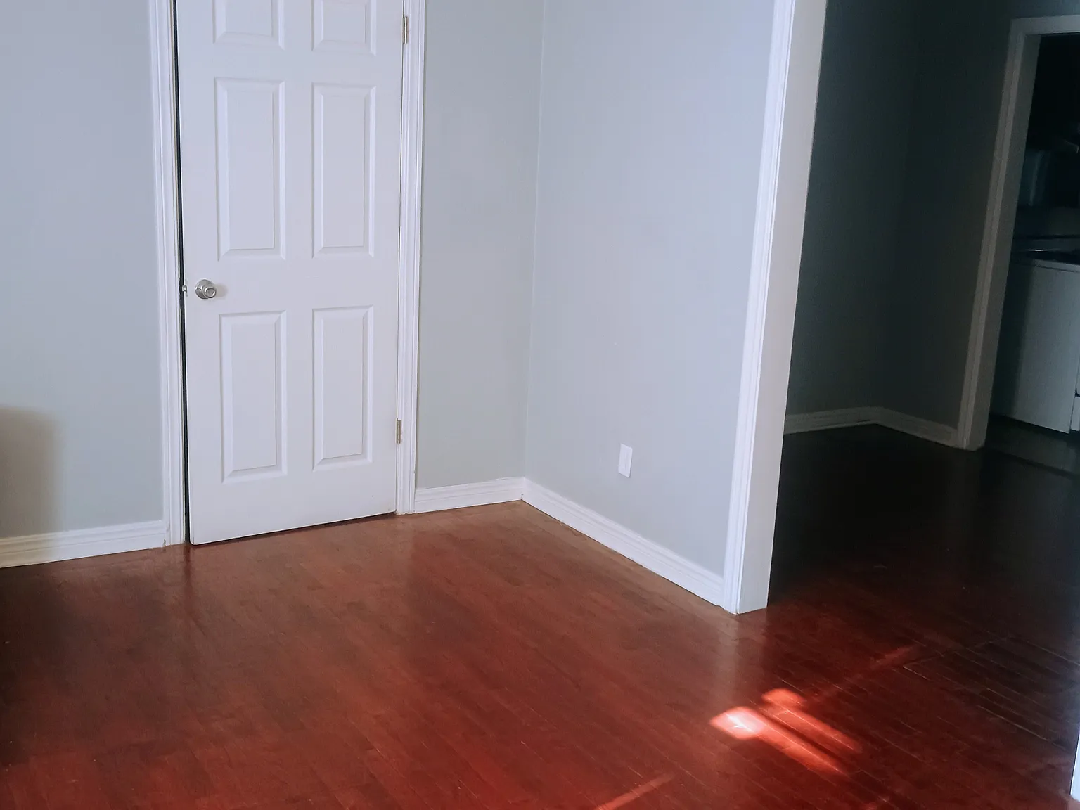 1 bed, 500 sqft, $750 — Photo 3