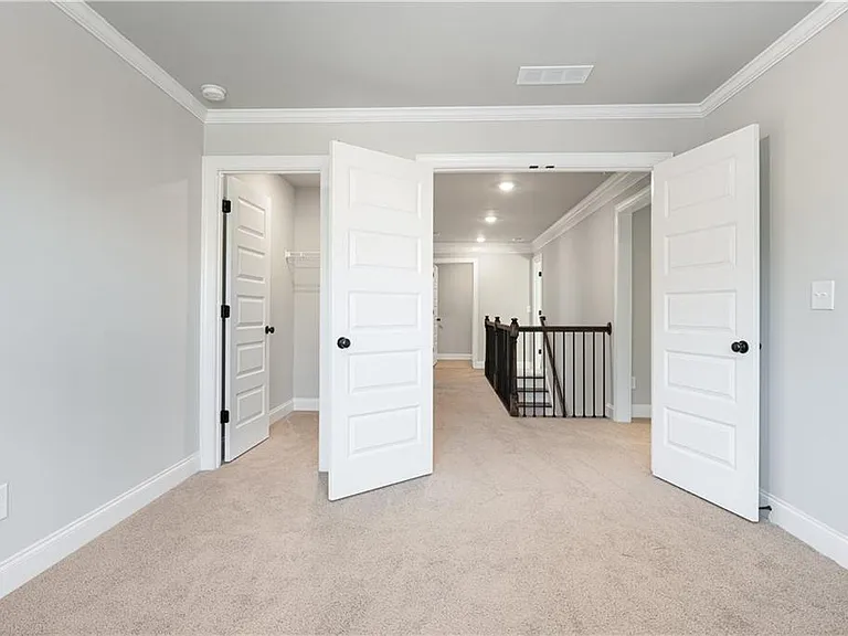 1647 Jasper Dr — Photo 10