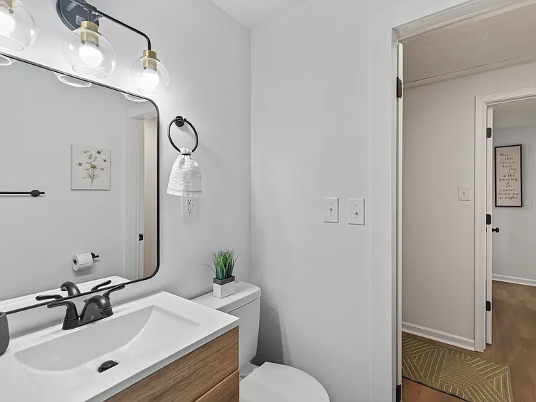 301 Boundary Rd — Photo 16