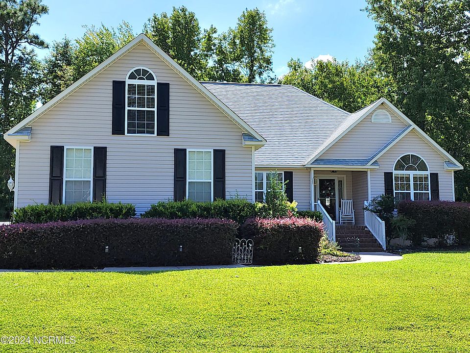 1st image of 416 Oakmont Drive