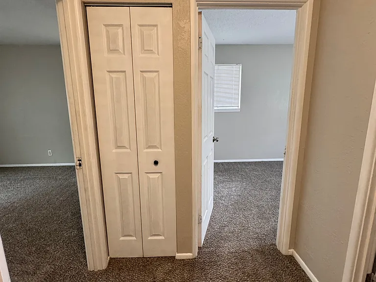 9406 Reeder Dr — Photo 9