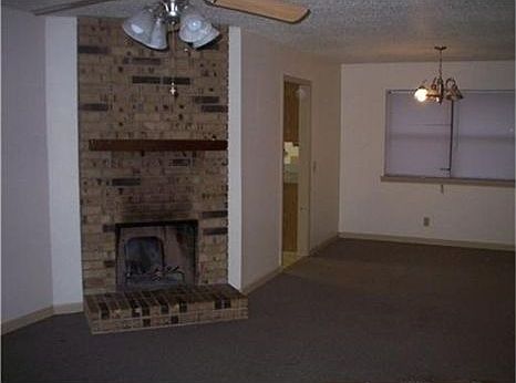 2nd image of 2715B McMillan Dr #B