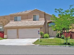 1068 Casandra Ln, Corona, CA 92879