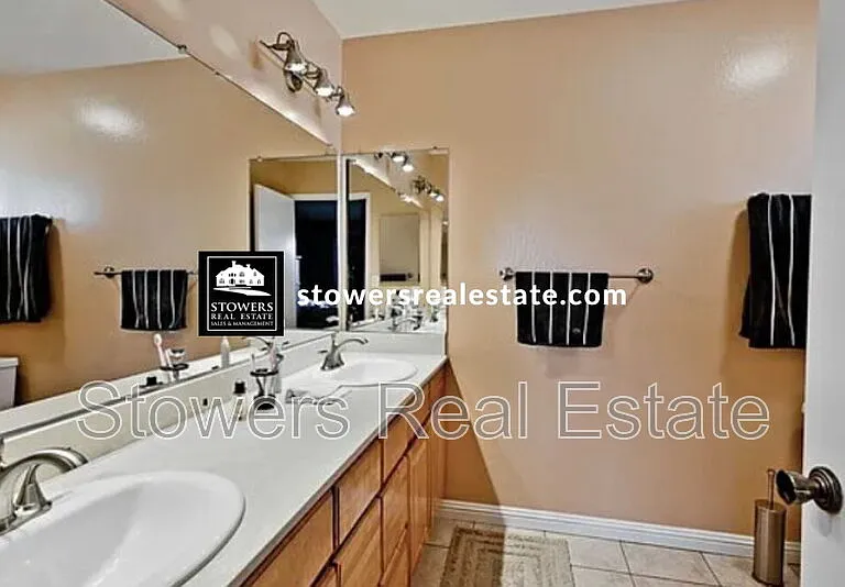 112 Summerwood Pl — Photo 12