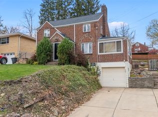 123 Harding Rd, West View, PA 15229