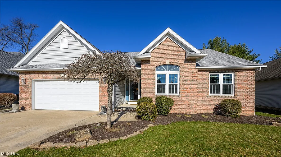 897 Cordova Dr photo 1