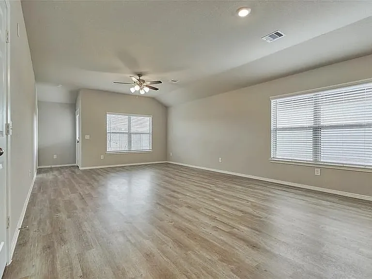 1854 Brushy Cedar Dr — Photo 8