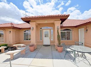 2780 La Mesa Rd, Phelan, CA 92371