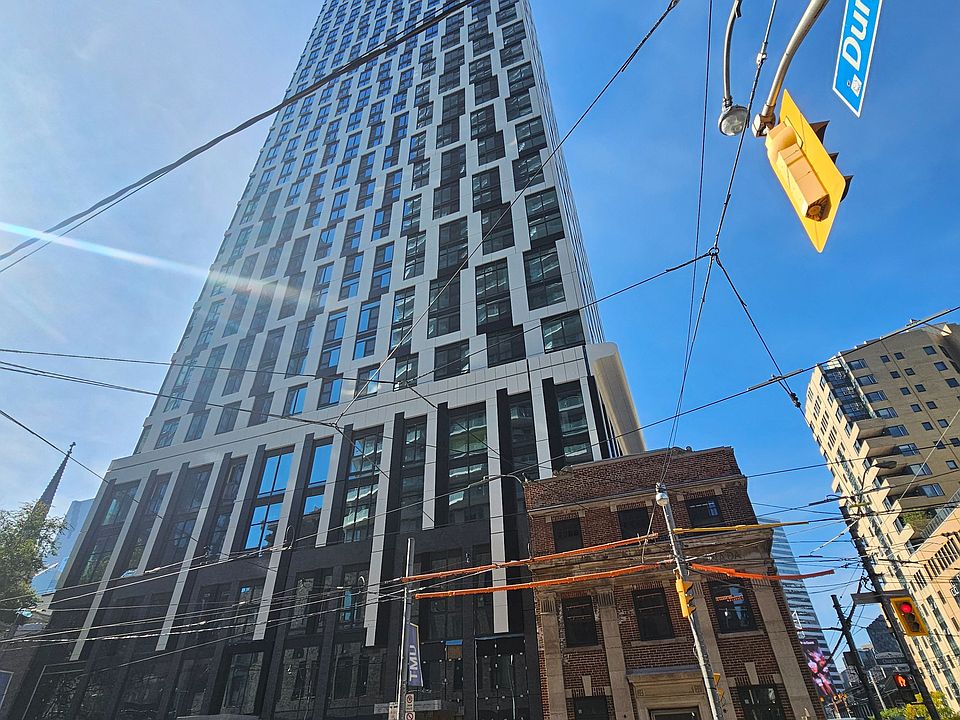 1st image of 252 Church St #1912