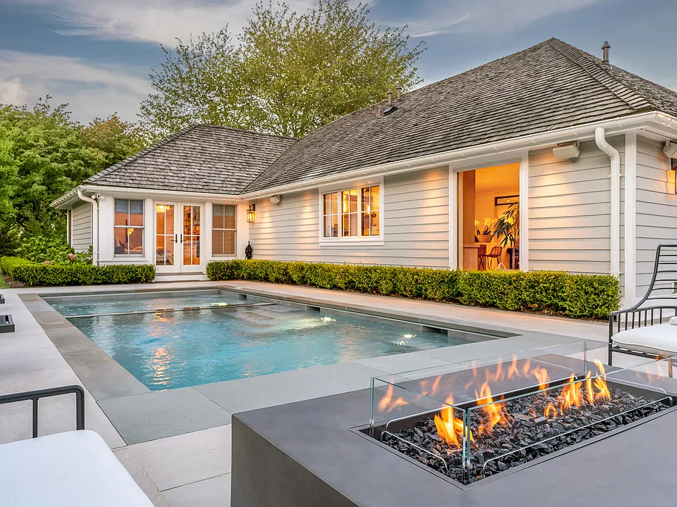 12 Cobblefield Ln