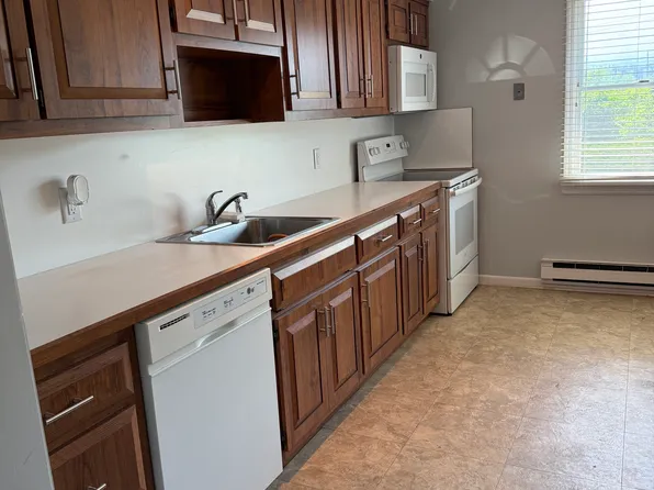 (undisclosed Address), Secaucus, NJ 07094