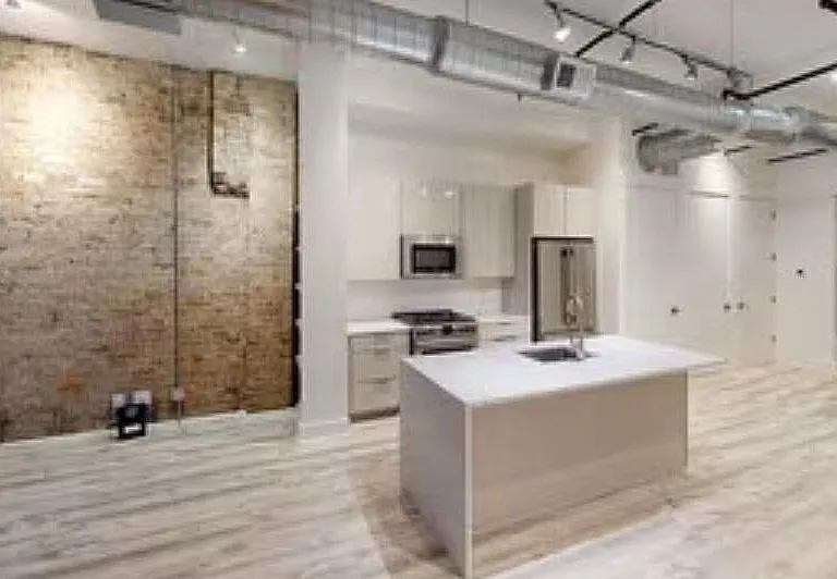 1710 Elm St #2 — Photo 1