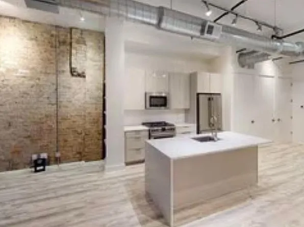 1710 Elm St, Cincinnati, OH