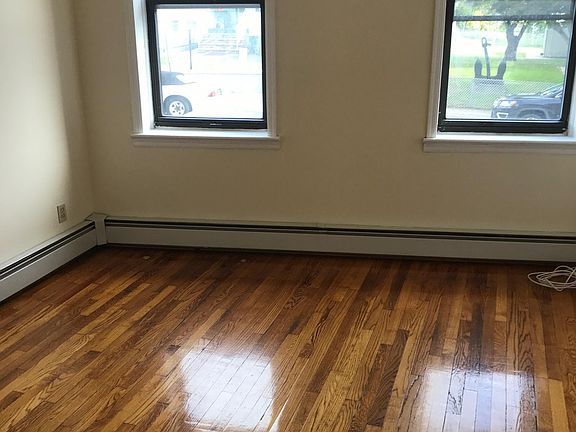 2nd image of 333 2nd Ave APT 11