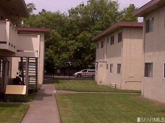 4th image of 6304 Lemon Hill Ave