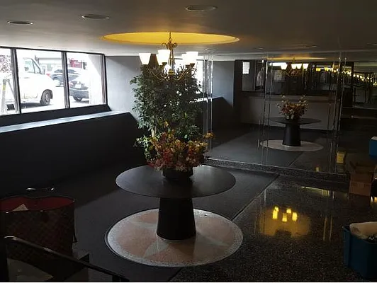 Sold by Bo's Prime Realty | media 2