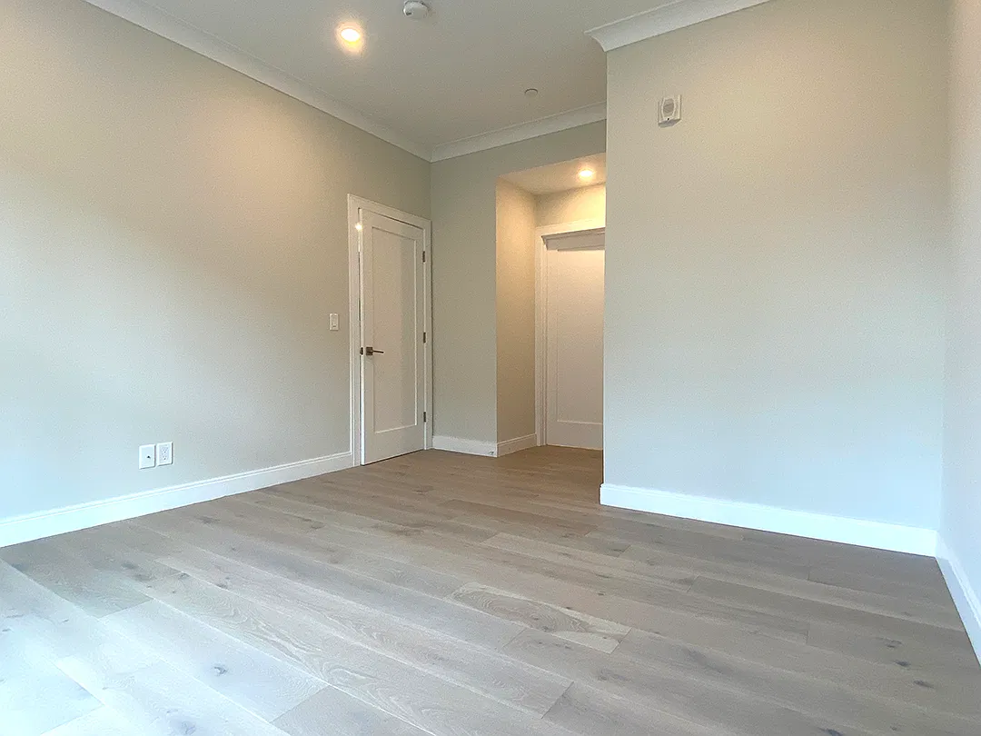 2 bed, 1028 sqft, $3,450 — Photo 2