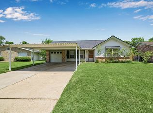 7050 Cole Creek Dr, Houston, TX 77092