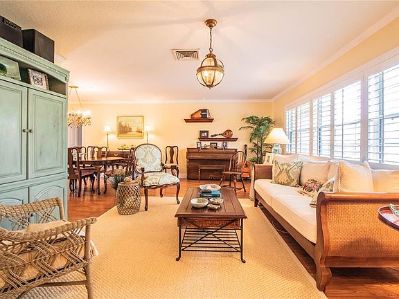 5th image of 1853 Michelle Ln
