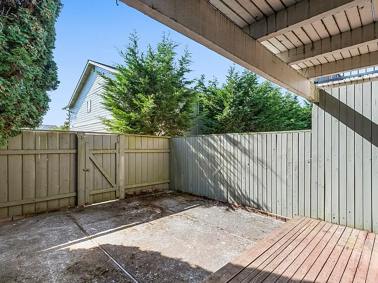 5721 Hendrickson Ave — Photo 18