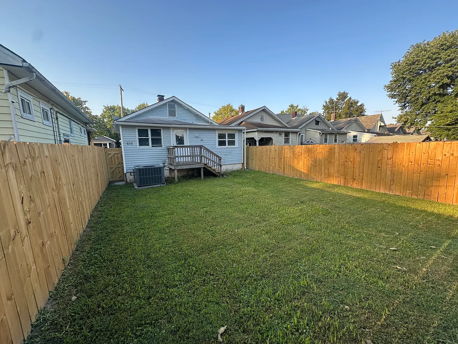 2 bed, 944 sqft, $1,100 — Photo 1